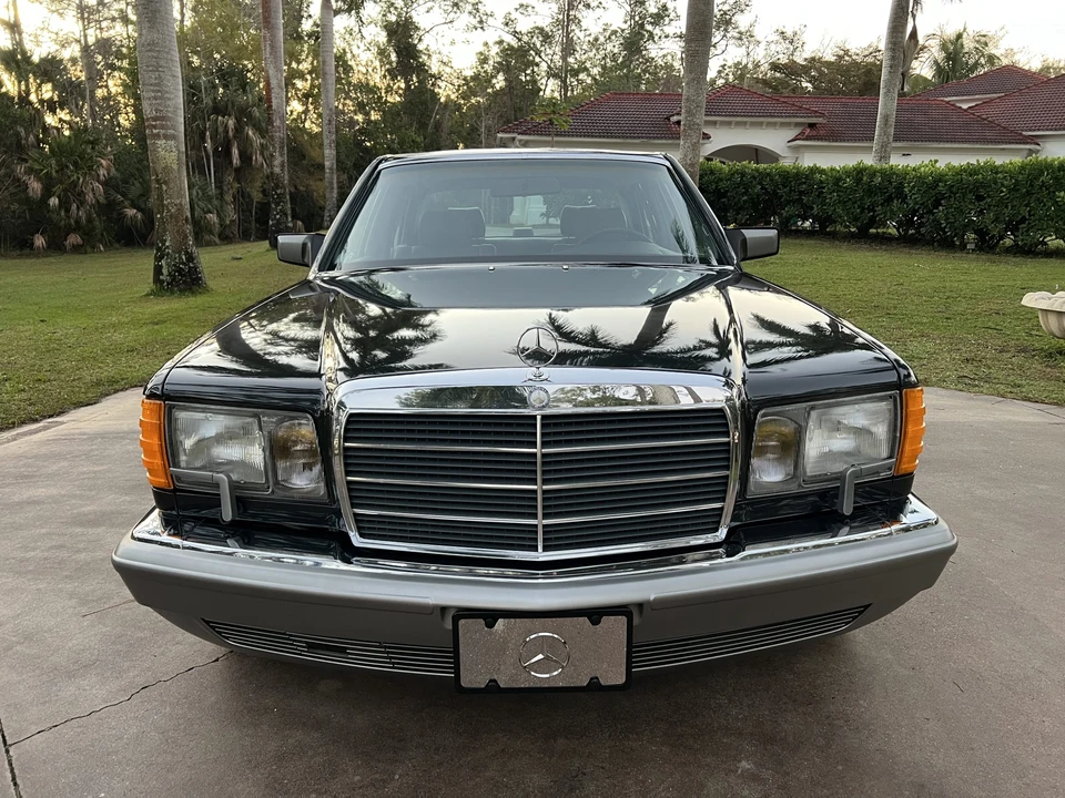 1986 Mercedes-Benz W126 S-Class Sedan - Image 4 of 31