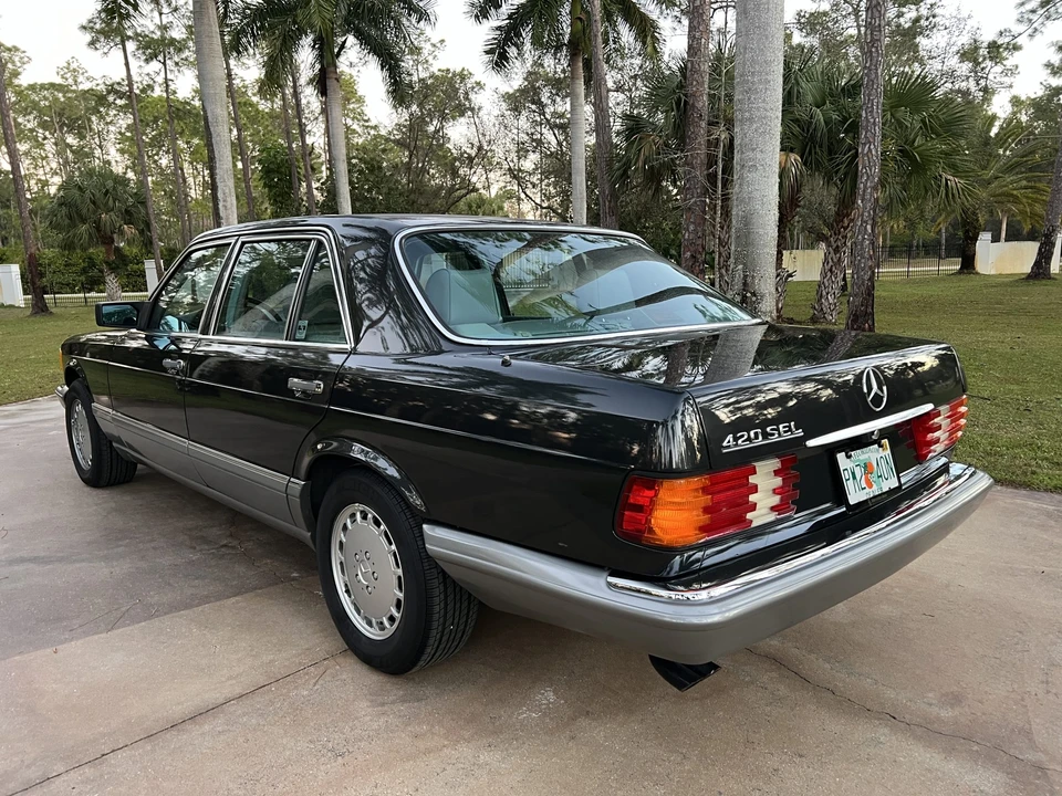 1986 Mercedes-Benz W126 S-Class Sedan - Image 10 of 31