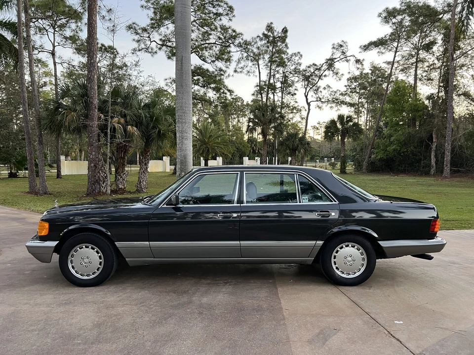 1986 Mercedes-Benz W126 S-Class Sedan - Image 8 of 31
