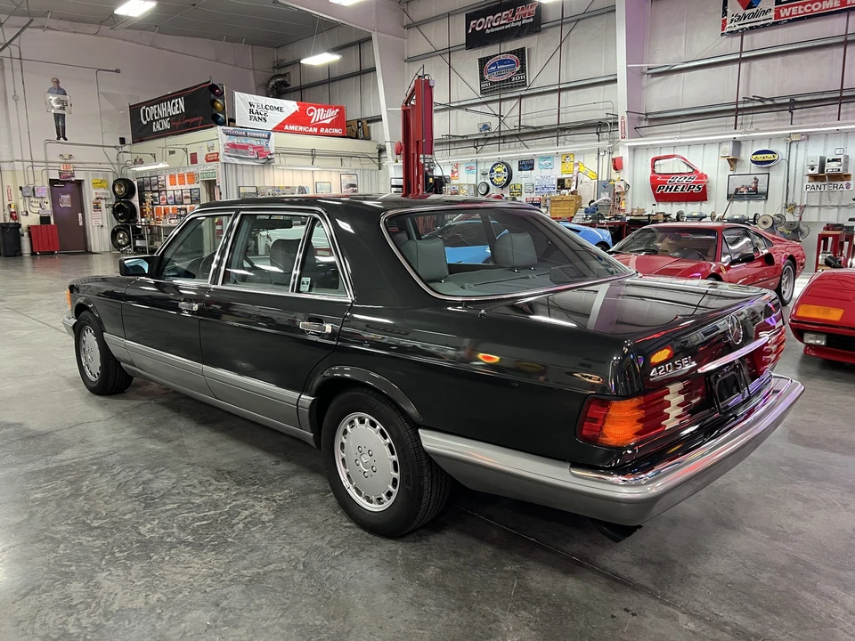 1986 Mercedes-Benz W126 S-Class Sedan - Image 31 of 31