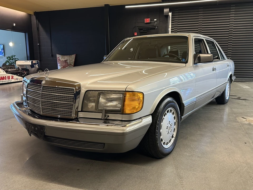 1986 Mercedes-Benz W126 S-Class Sedan - Image 12 of 31