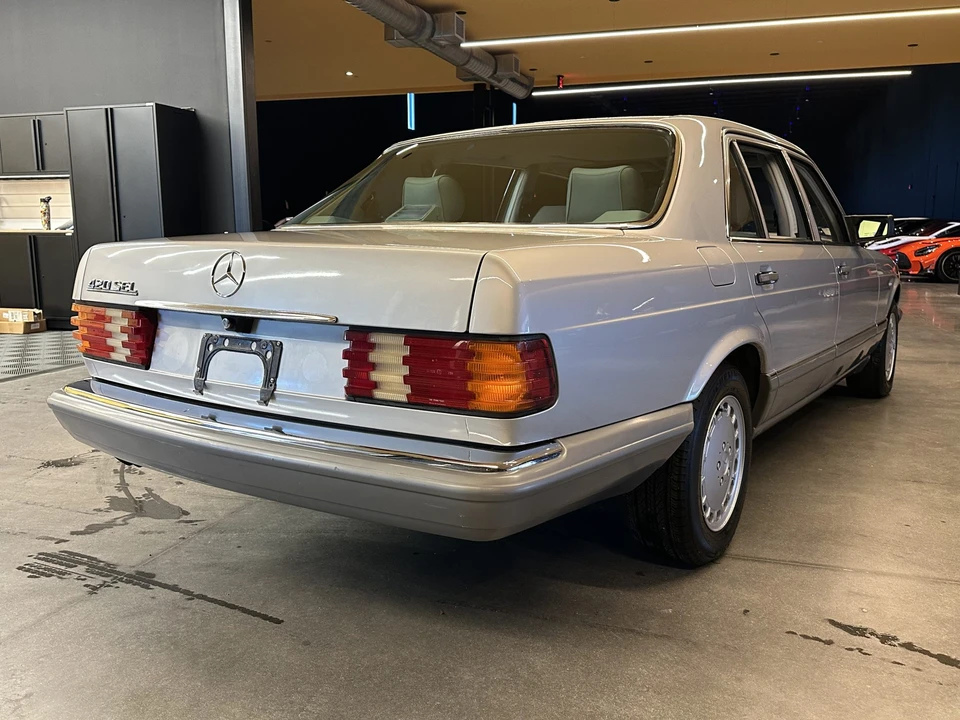 1986 Mercedes-Benz W126 S-Class Sedan - Image 26 of 31