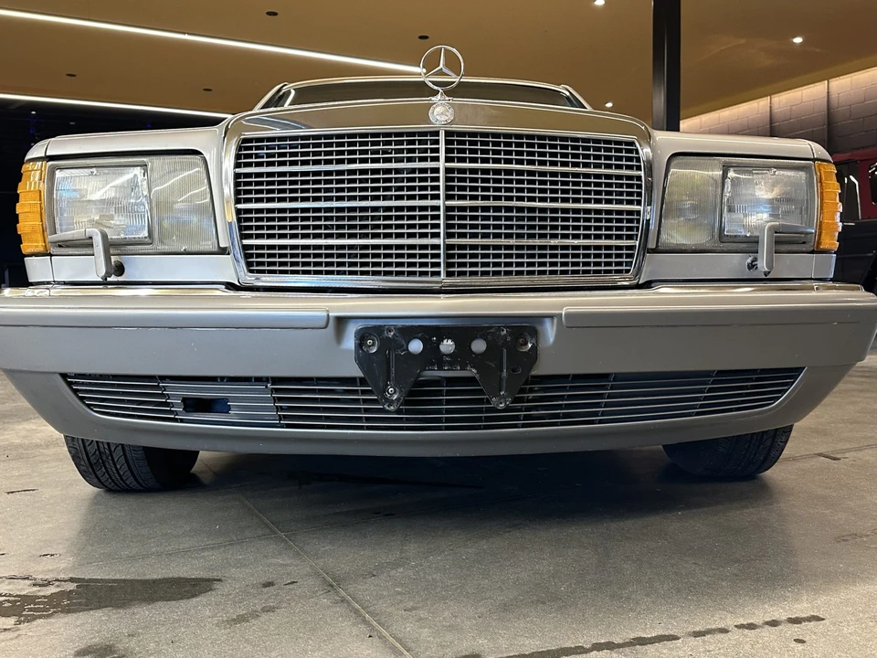1986 Mercedes-Benz W126 S-Class Sedan - Image 17 of 31