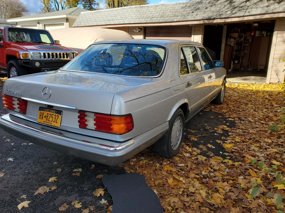 1986 Mercedes-Benz W126 S-Class Sedan - Image 6 of 31