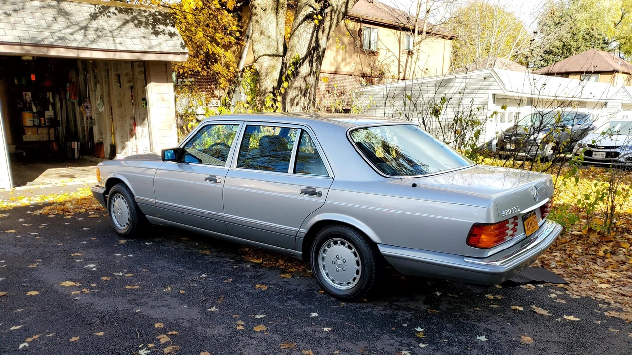 1986 Mercedes-Benz W126 S-Class Sedan - Image 9 of 31