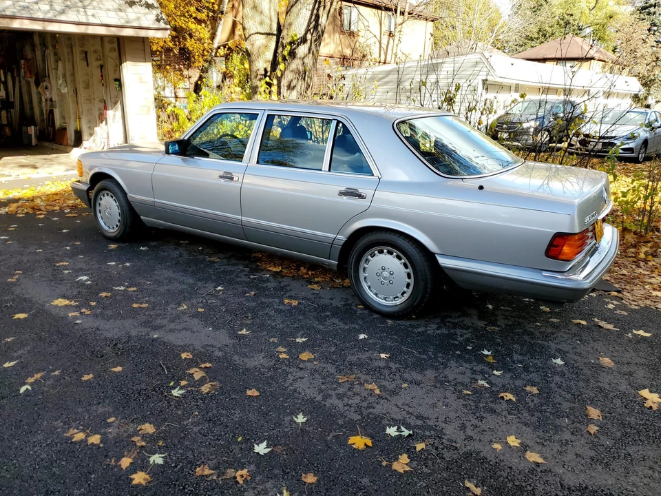 1986 Mercedes-Benz W126 S-Class Sedan - Image 17 of 31
