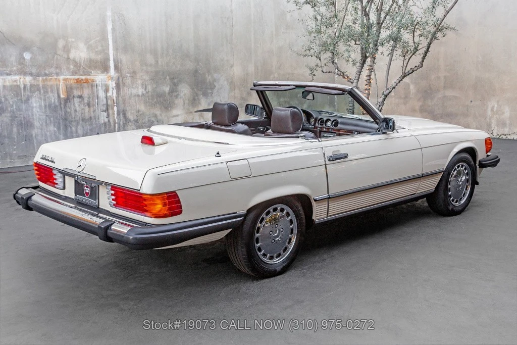 1986 Mercedes-Benz 500E & E500 - Image 5 of 12