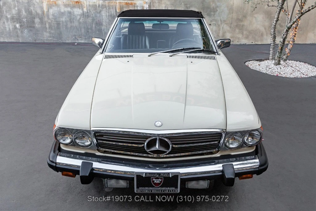 1986 Mercedes-Benz 500E & E500 - Image 9 of 12