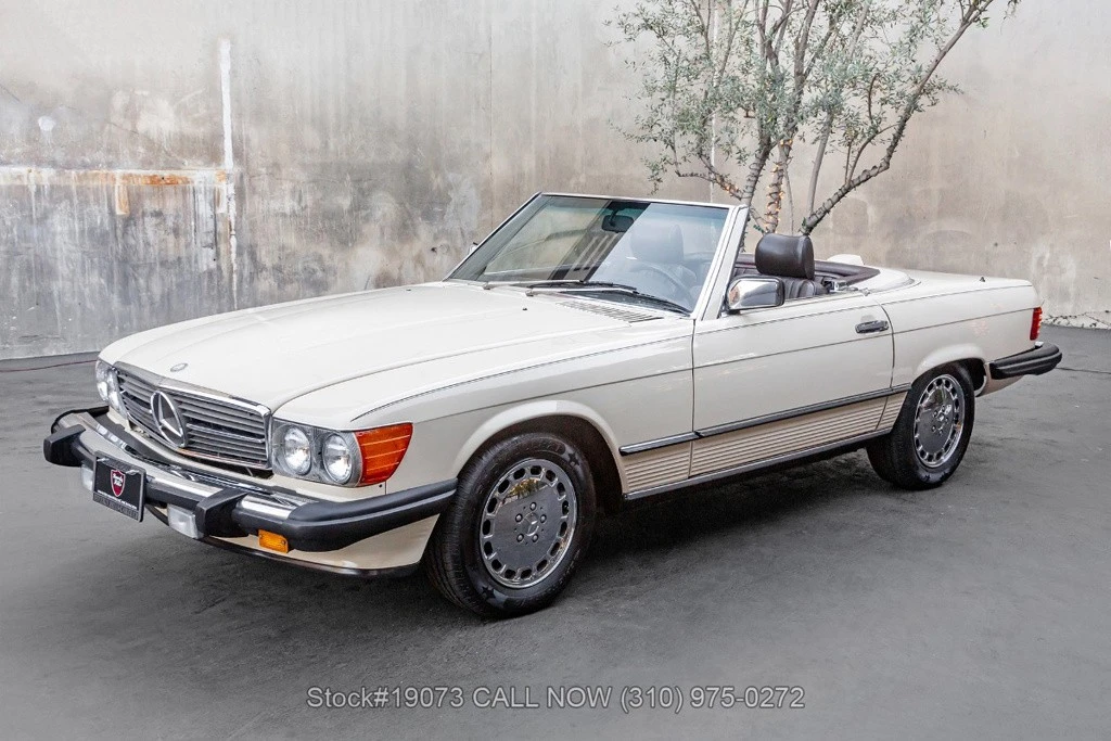 1986 Mercedes-Benz 500E & E500 - Image 8 of 12