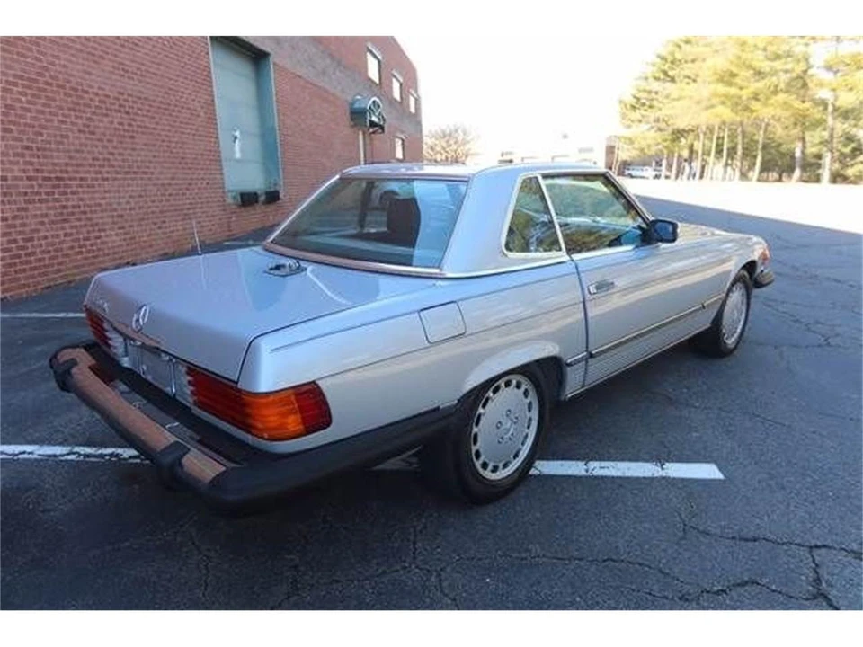 1986 Mercedes-Benz W126 S-Class Sedan - Image 7 of 25
