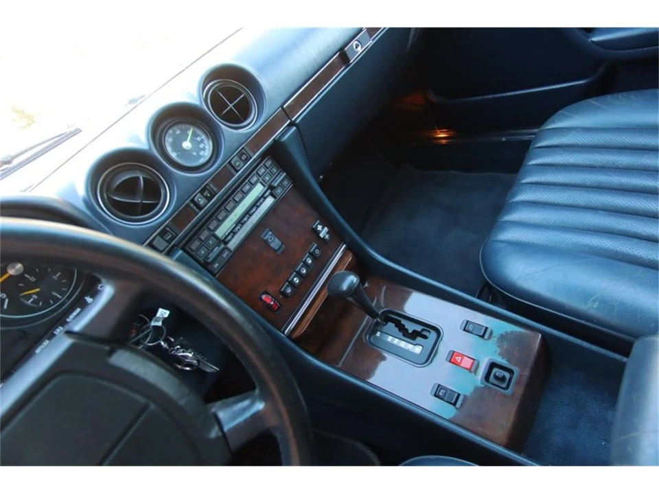 1986 Mercedes-Benz W126 S-Class Sedan - Image 15 of 25