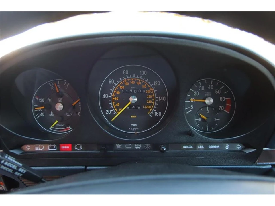 1986 Mercedes-Benz W126 S-Class Sedan - Image 14 of 25