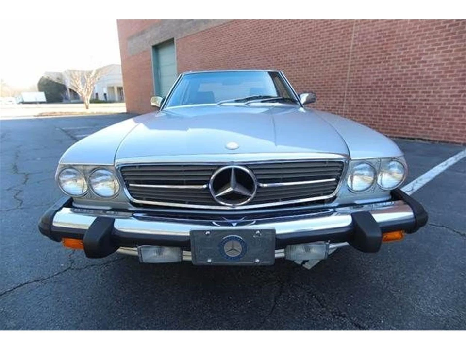 1986 Mercedes-Benz W126 S-Class Sedan - Image 3 of 25