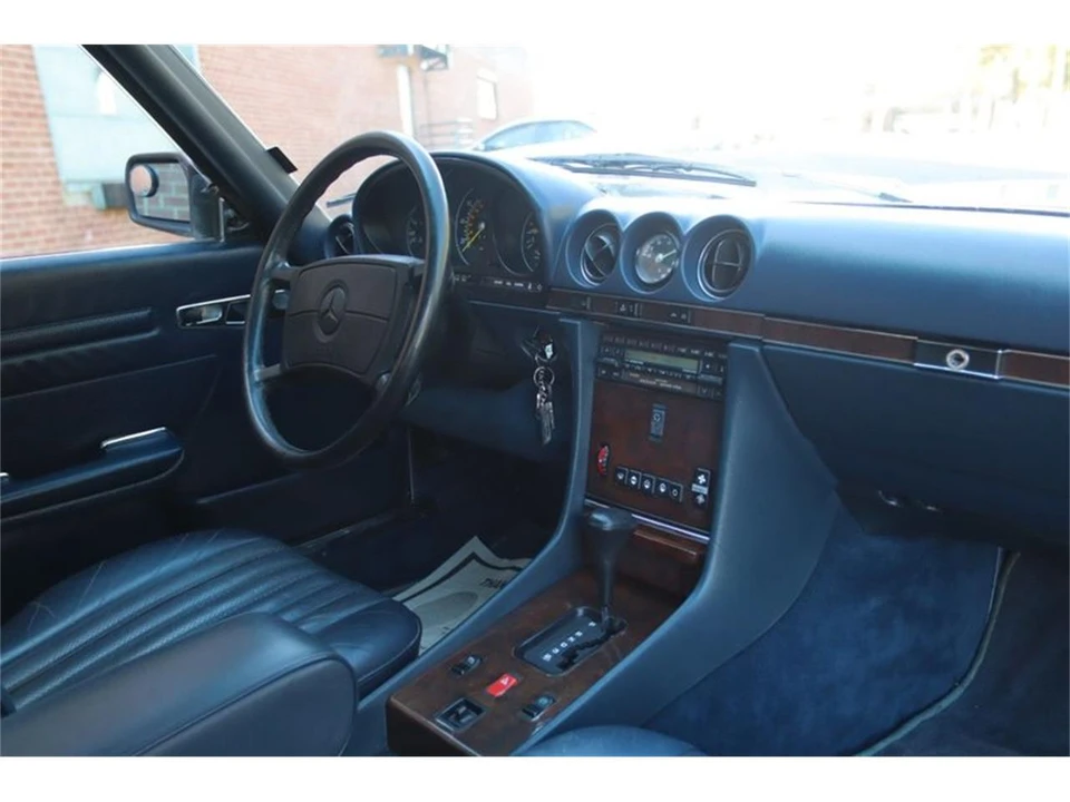 1986 Mercedes-Benz W126 S-Class Sedan - Image 17 of 25