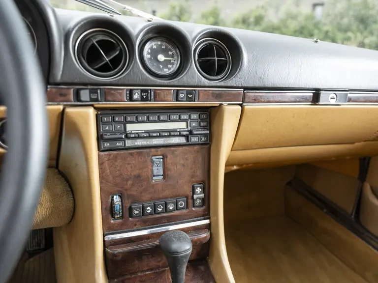 1986 Mercedes-Benz R107 SL-Class - Image 13 of 31