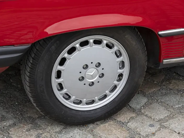 1986 Mercedes-Benz R107 SL-Class - Image 29 of 31
