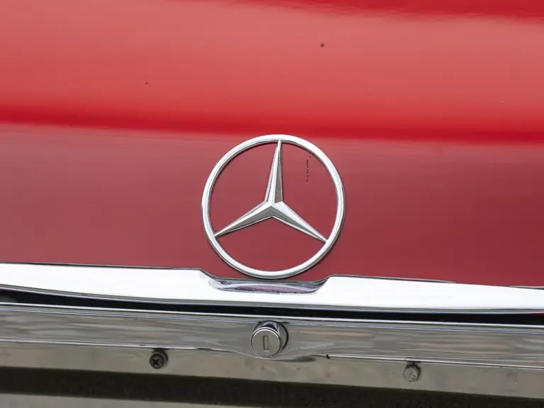 1986 Mercedes-Benz R107 SL-Class - Image 24 of 31