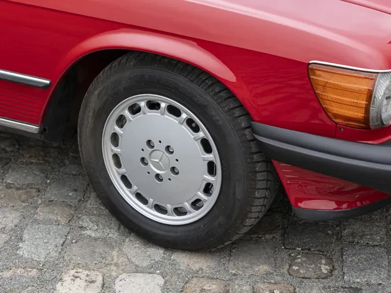 1986 Mercedes-Benz R107 SL-Class - Image 30 of 31