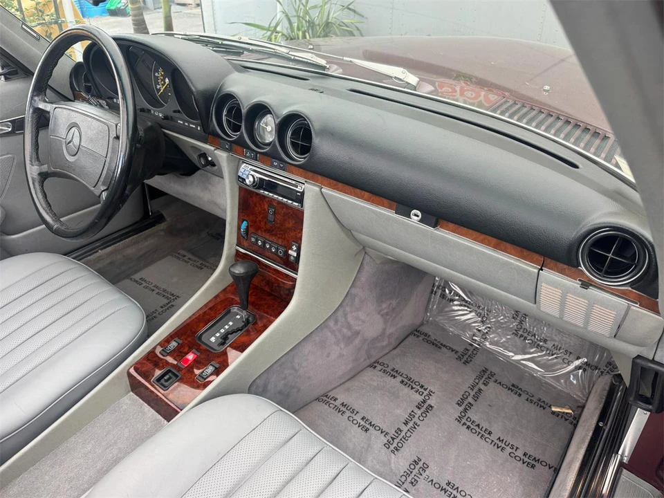 1986 Mercedes-Benz W126 S-Class Sedan - Image 29 of 31