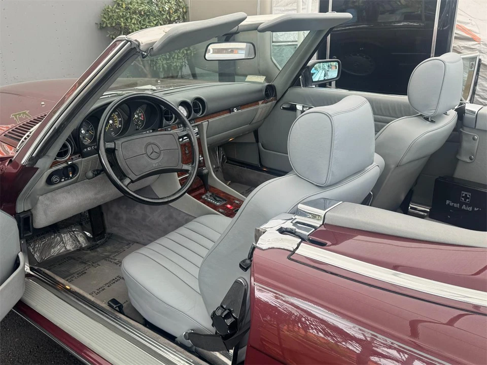1986 Mercedes-Benz W126 S-Class Sedan - Image 9 of 31