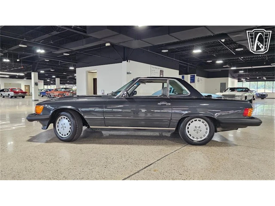 1986 Mercedes-Benz W126 S-Class Sedan - Image 22 of 31