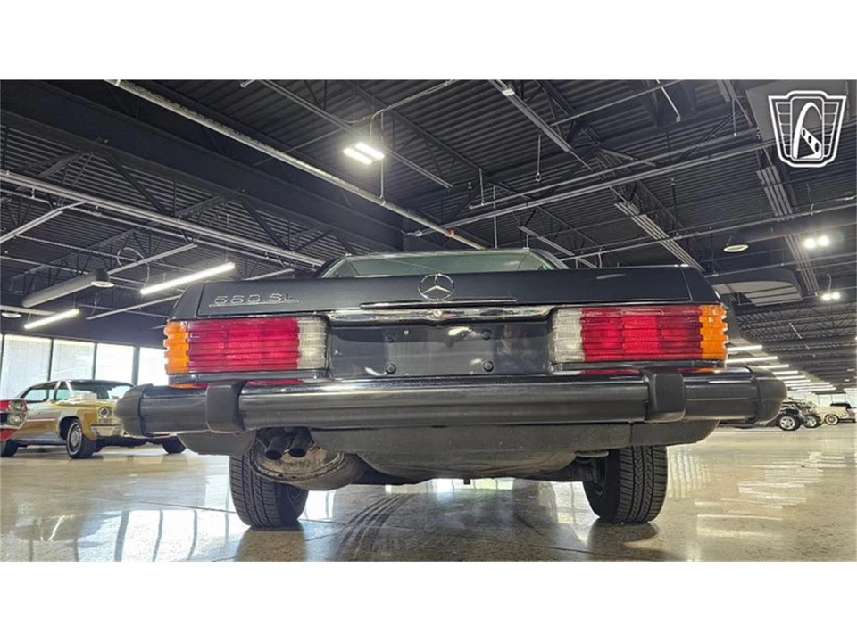 1986 Mercedes-Benz W126 S-Class Sedan - Image 28 of 31