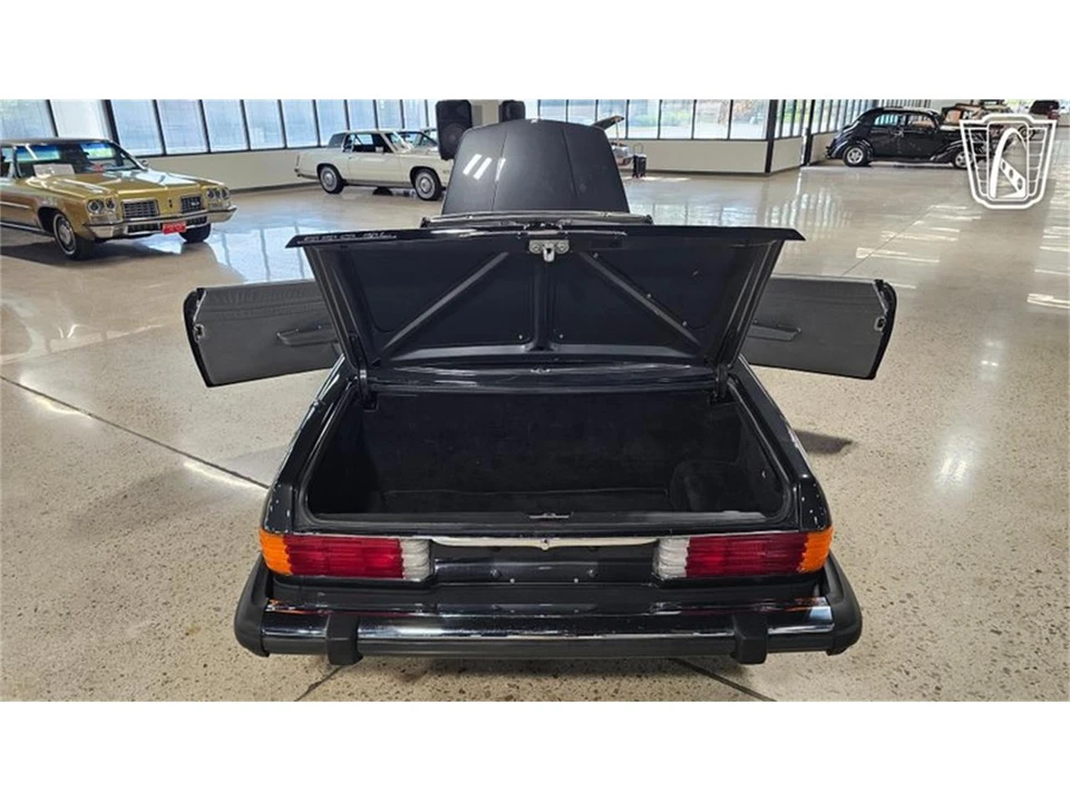 1986 Mercedes-Benz W126 S-Class Sedan - Image 14 of 31