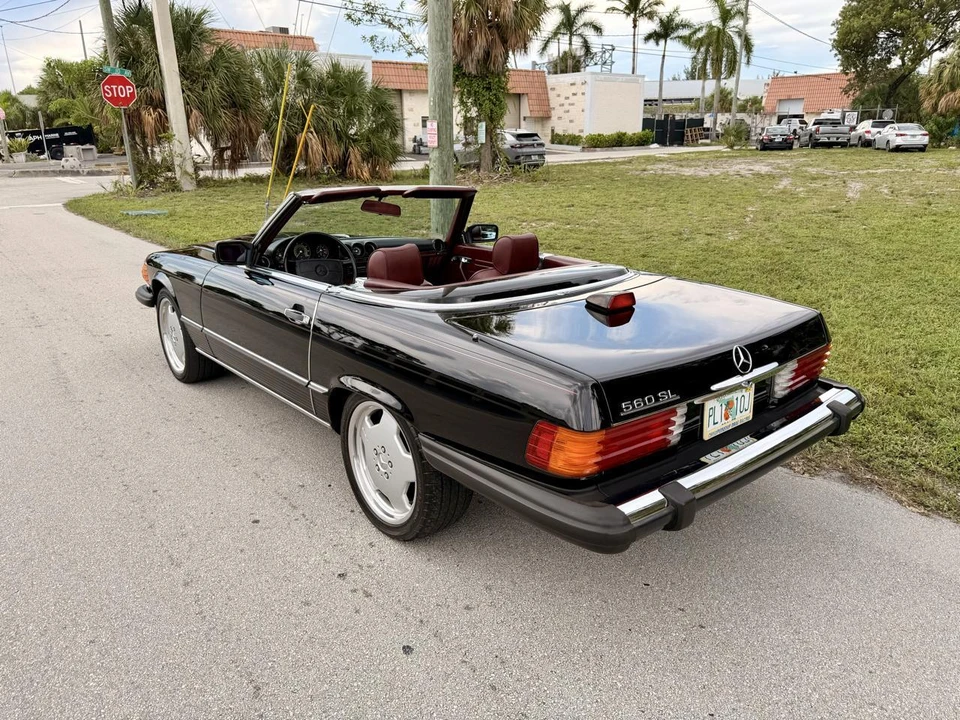 1986 Mercedes-Benz W126 S-Class Sedan - Image 4 of 31