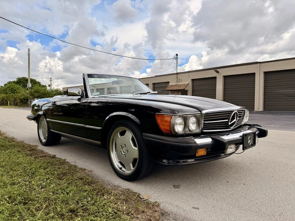1986 Mercedes-Benz W126 S-Class Sedan - Image 8 of 31
