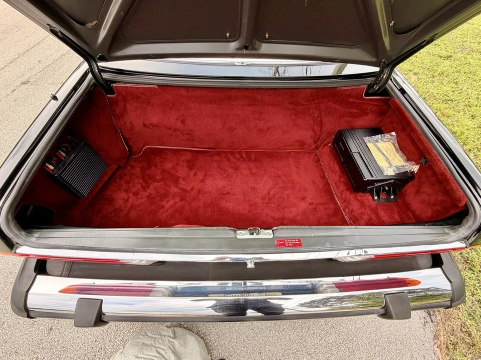 1986 Mercedes-Benz W126 S-Class Sedan - Image 17 of 31