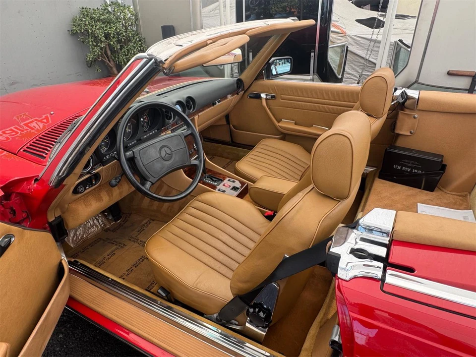 1986 Mercedes-Benz W126 S-Class Sedan - Image 24 of 31