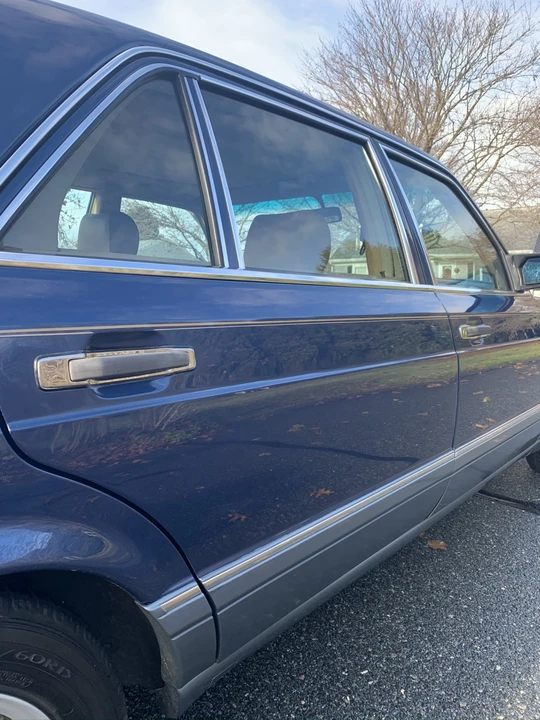 1986 Mercedes-Benz W126 S-Class Sedan - Image 22 of 31