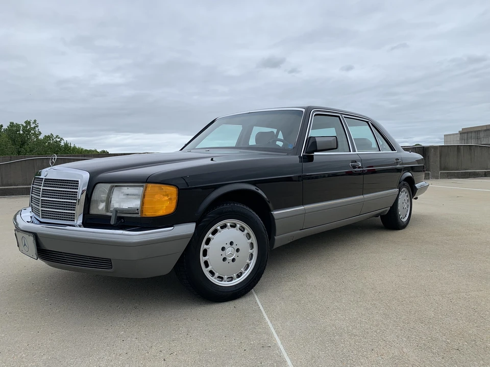1986 Mercedes-Benz W126 S-Class Sedan - Image 3 of 31