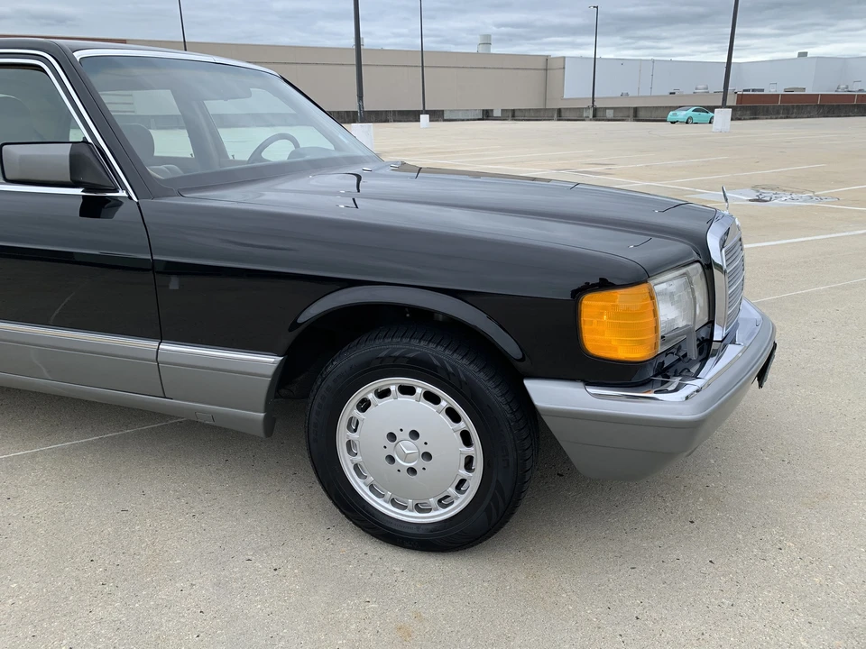 1986 Mercedes-Benz W126 S-Class Sedan - Image 25 of 31