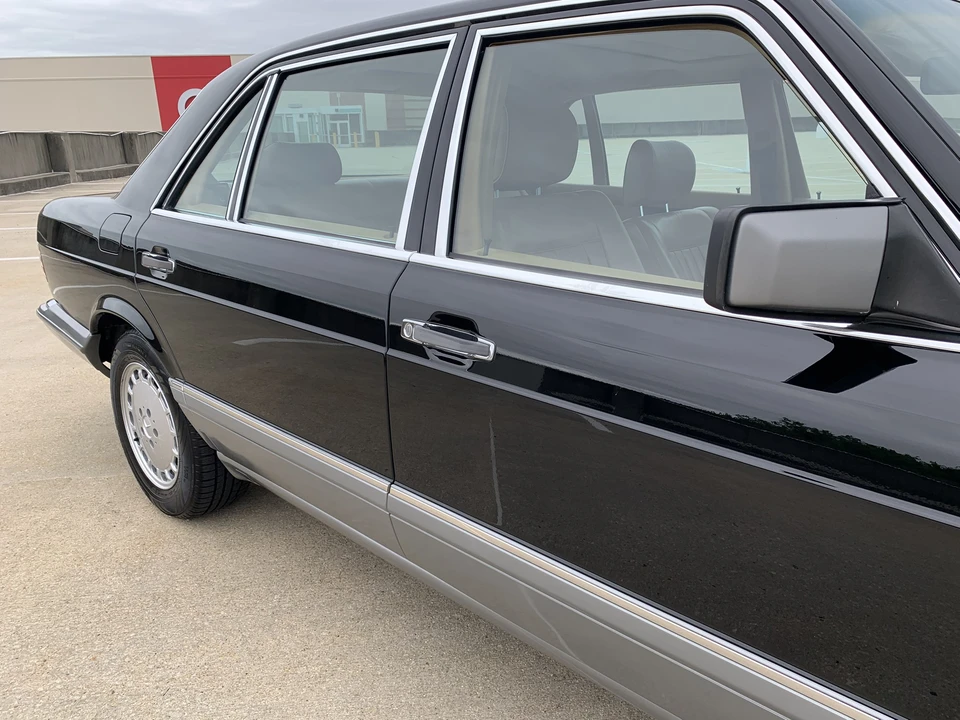 1986 Mercedes-Benz W126 S-Class Sedan - Image 23 of 31