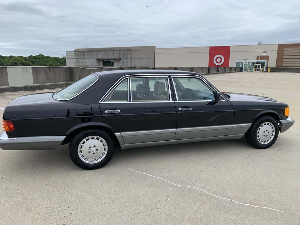 1986 Mercedes-Benz W126 S-Class Sedan - Image 10 of 31