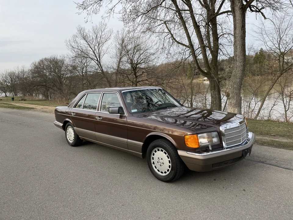 1986 Mercedes-Benz W126 S-Class Sedan - Image 15 of 31