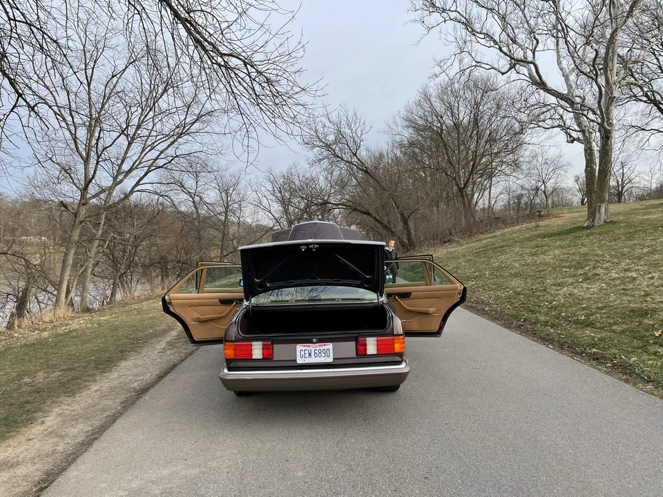 1986 Mercedes-Benz W126 S-Class Sedan - Image 23 of 31