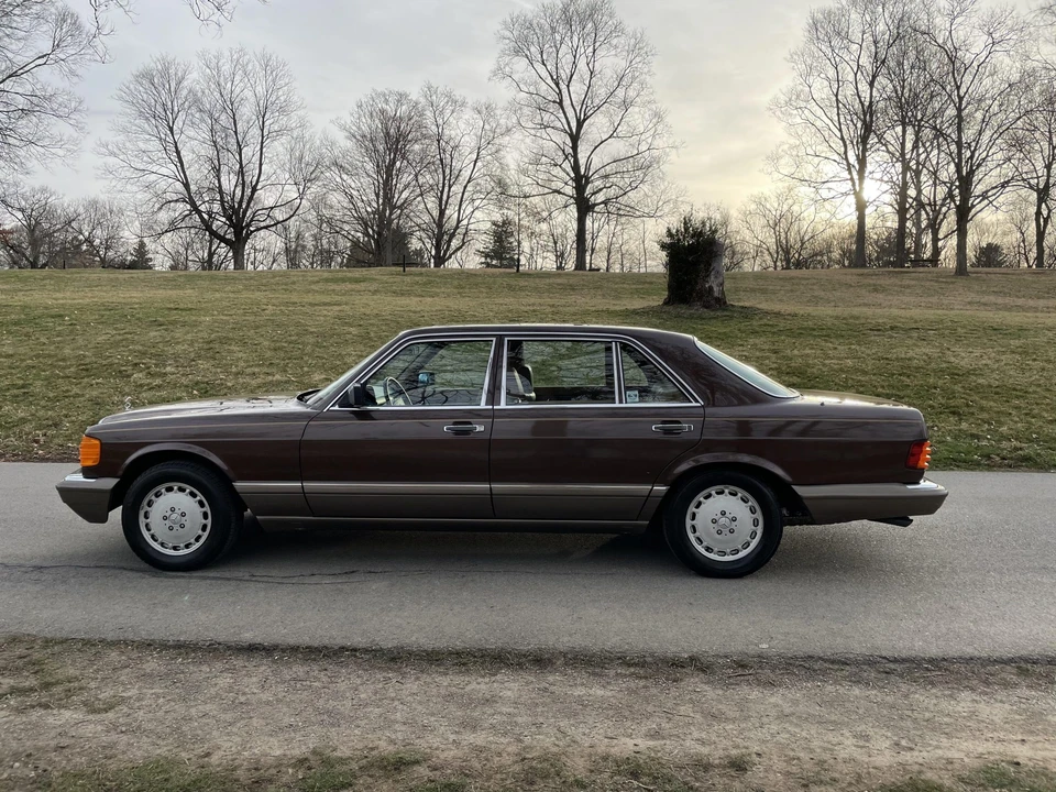 1986 Mercedes-Benz W126 S-Class Sedan - Image 6 of 31