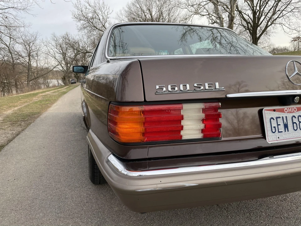 1986 Mercedes-Benz W126 S-Class Sedan - Image 31 of 31