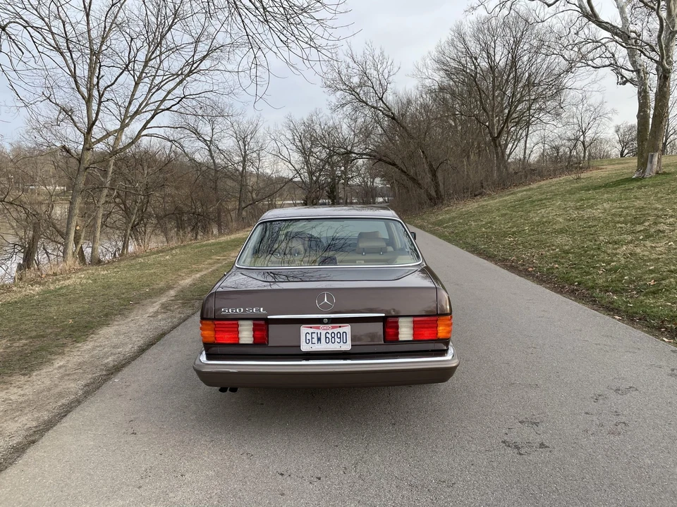 1986 Mercedes-Benz W126 S-Class Sedan - Image 10 of 31