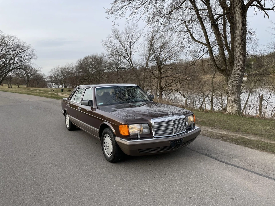 1986 Mercedes-Benz W126 S-Class Sedan - Image 17 of 31