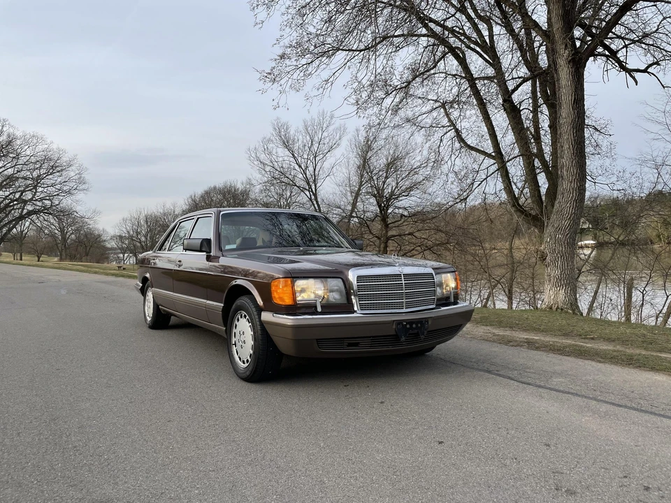 1986 Mercedes-Benz W126 S-Class Sedan - Image 18 of 31