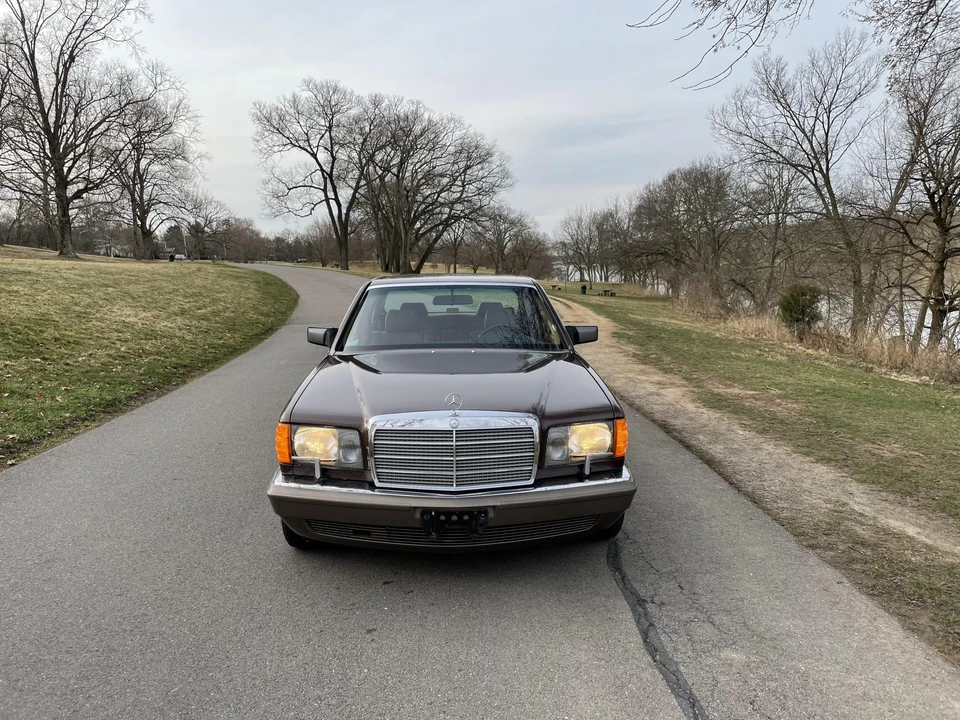 1986 Mercedes-Benz W126 S-Class Sedan - Image 19 of 31