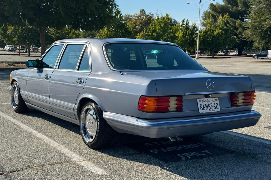 1986 Mercedes-Benz W126 S-Class Sedan - Image 4 of 31
