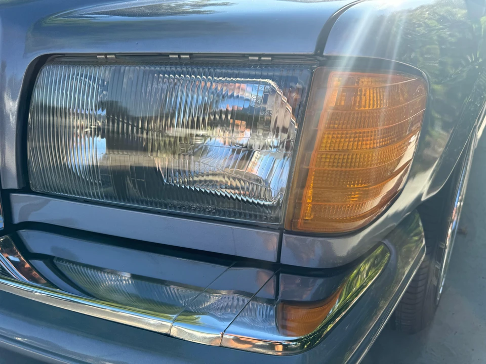 1986 Mercedes-Benz W126 S-Class Sedan - Image 28 of 31