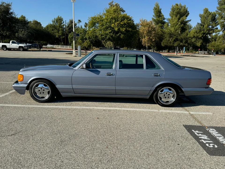 1986 Mercedes-Benz W126 S-Class Sedan - Image 11 of 31