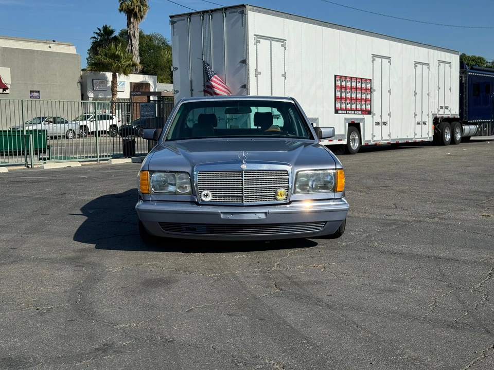 1986 Mercedes-Benz W126 S-Class Sedan - Image 6 of 31