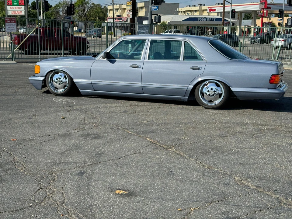 1986 Mercedes-Benz W126 S-Class Sedan - Image 13 of 31