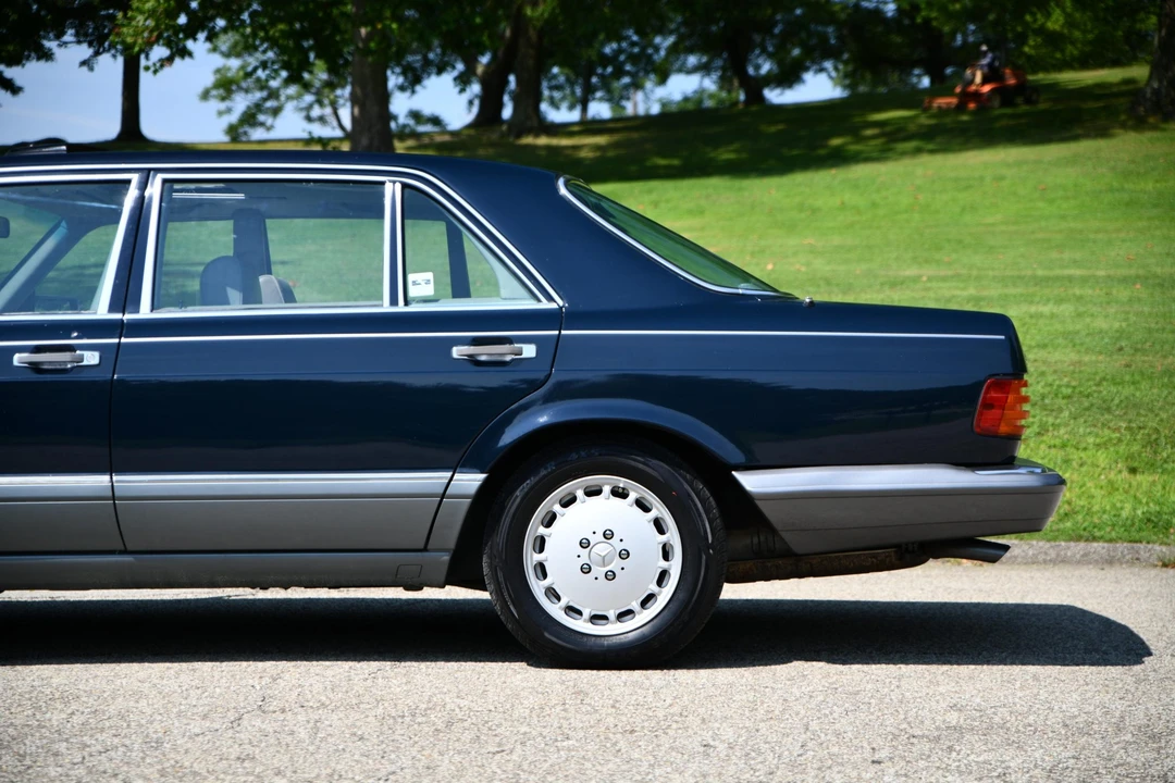 1986 Mercedes-Benz W126 S-Class Sedan - Image 23 of 31